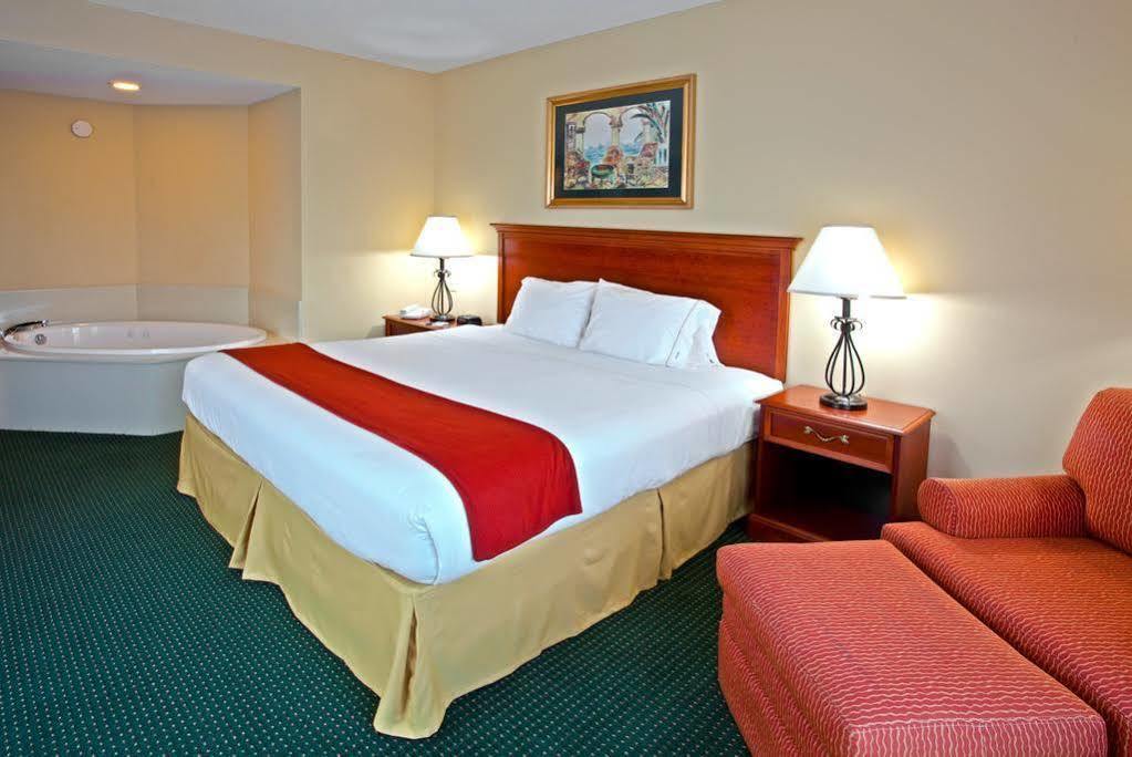 Holiday Inn Express Hotel & Suites Brooksville West, An Ihg Hotel Pokoj fotografie